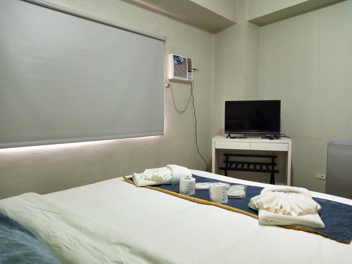 White Knight Hotel Saint Anne مانيلا المظهر الخارجي الصورة